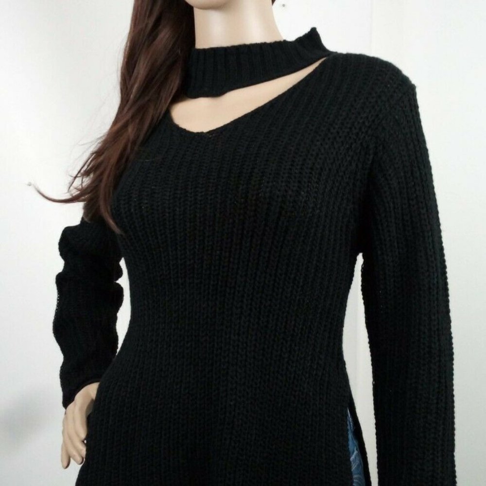 Planet Gold Black Beauty Cutout Pullover  Acrylic - Picture 3 of 6